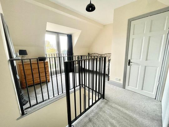 3 bedroom terraced house to rent - Photo 1