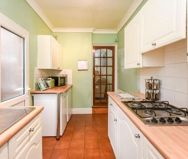 2 bedroom property to rent - Photo 5