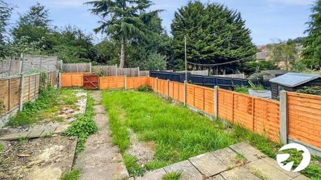 3 bedroom terraced house to rent - Photo 4