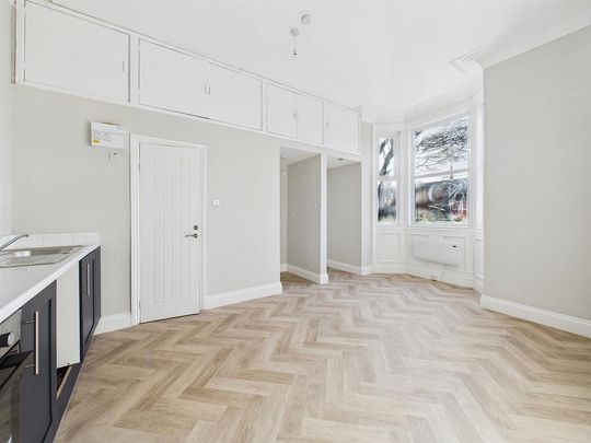 1 bedroom flat to rent - Photo 1