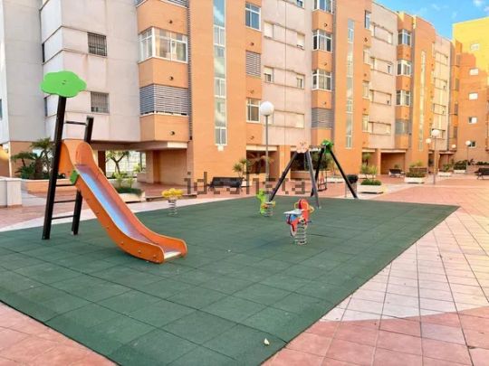 Alquiler de piso en Calle Ucrania, 1 - Photo 1