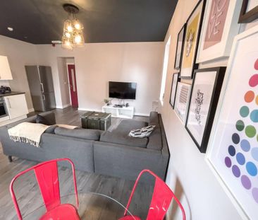 1 bedroom in a house share to rent - Photo 4