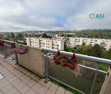 Appartement T4 de Charme avec Vue Panoramique - Photo 1