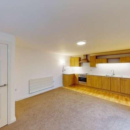 Dale Street East, Horwich, BL6 - Photo 1