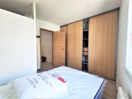 Location Appartement 2 pièces 25m² - Photo 2