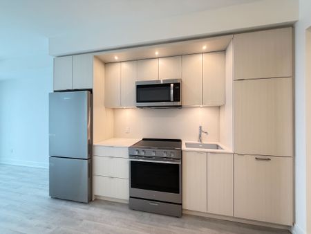 For Lease - 60 Central Park Roadway N/A Unit# 1902, Toronto, Ontario - Photo 5