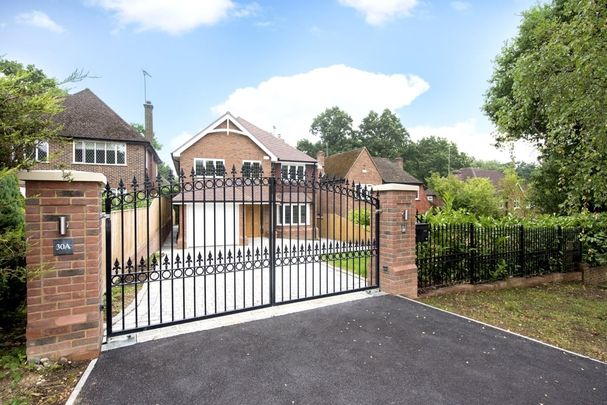 5 bedroom detached house to rent - Photo 1