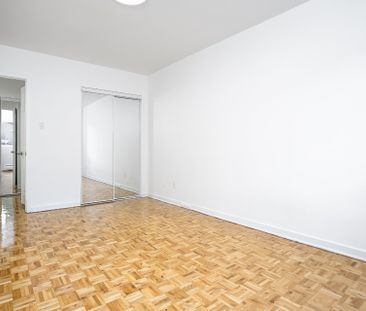 5320 Av. Bourret Montréal (Côte-des-Neiges, QC H3X - Photo 4