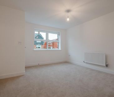 3 bedroom semi-detached house to rent - Photo 6
