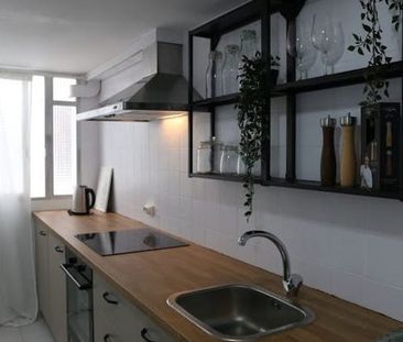 Carrer de Rodrigo de Pertegás, Valencia, Valencian Community 46023 - Photo 6