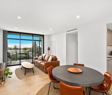 Luxury One Bedroom Apartment - Photo 1