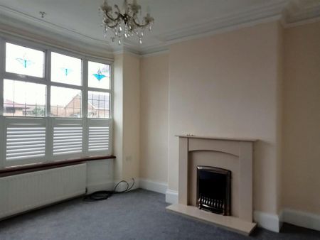 2 bedroom terraced house to rent - Photo 2