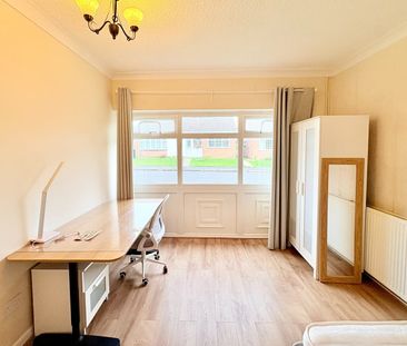 Room in a Shared House, Evesham Walk, CV4 - Photo 1