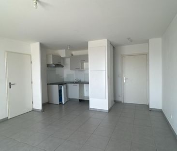Location Appartement 2 pièces 42m² ST JEAN DE VEDAS 34430 - Photo 6