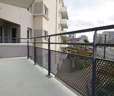 Location Appartement 3 pièces 69m² - Photo 6