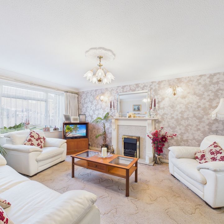 4 bed detached house to rent in Tithe Close, Maidenhead, Berkshire, SL6 2YT - Photo 1