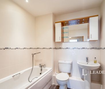 2 bedroom apartment to rent Shippam Street, Chichester, West Sussex... - Photo 4