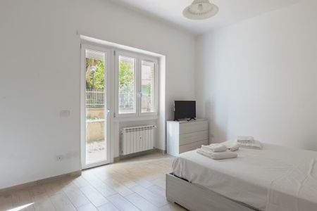 Via Pietro Adami, Rome, Lazio 00168 - Photo 5