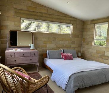 Magical Mediterranean Oasis in central Warkworth - Photo 4