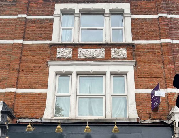 Fulham Palace Road Suite 4 - Photo 1