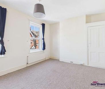 Gore Park Road, Old Town, Eastbourne, BN21 - Photo 3