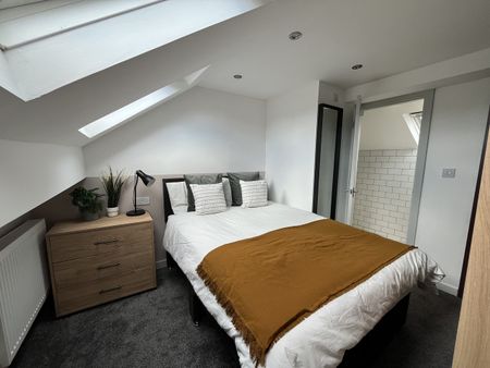 5 Bed Terraced House, Kensington, L7 - Photo 3