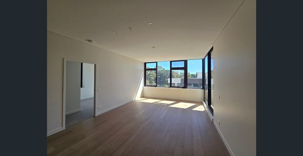 Modern 3-Bedroom Apartment in Prime Erskineville Location - Photo 1