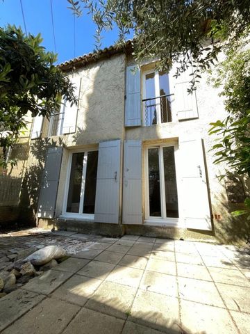 Location Maison 5 pièces 88m² VILLENEUVE LES AVIGNON 30400 - Photo 3