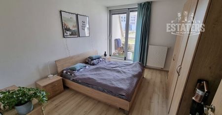 ESTATERS | Prenájom - 2-izbový byt s terasou v obľúbenom rezidenčnom projekte Cubicon na ulici Staré Grunty v Bratislave – Karlovej Vsi ! - Photo 3