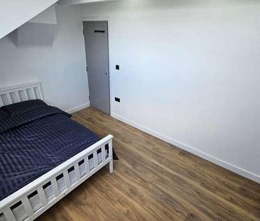 Grovehall Drive, Leeds, LS11 - Photo 4