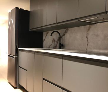 For Lease - 687 Bloor Street Unit# Basement, Toronto, Ontario - Photo 1