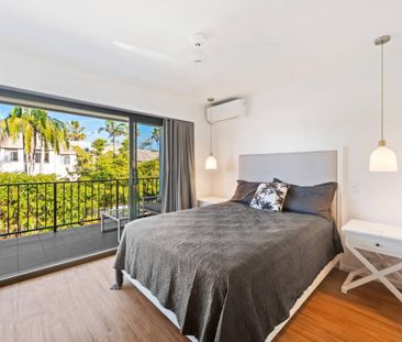 Fully Furnished Retreat in Sought-After Sunshine Beach - Photo 5