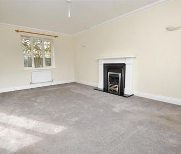 5 bedroom detached house to rent - Photo 3