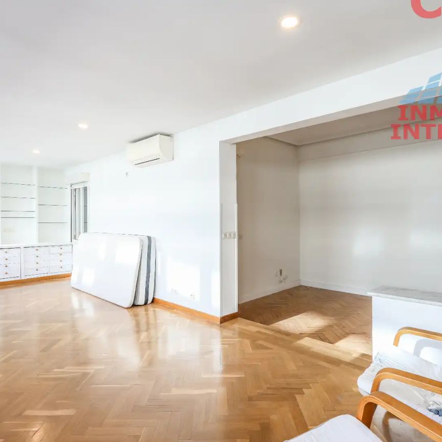 Piso de alquiler en Ríos Rosas - Nuevos Ministerios - Foto 1