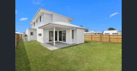 Modern Coastal Living in the Heart of Beachmere! - Photo 3