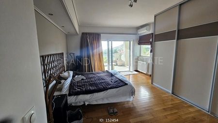 Βίλα για ενοικίαση Καλύβια Θορικού - Photo 4