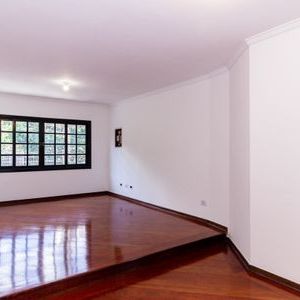 Casa para alugar com 200m², 3 quartos e 4 vagas - Foto 2