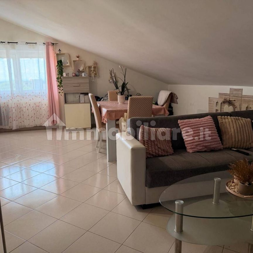 Mansarda piazza Don Luigi Sturzo 22, Semicentro, Marino - Photo 1