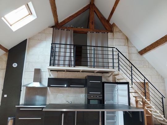 Location Appartement 2 pièces 97m² ANGOULEME 16000 - Photo 1