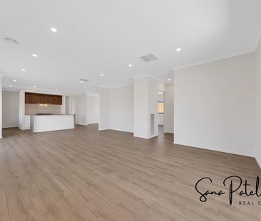 Modern & Spacious Family Living Close to Nature. - Photo 2