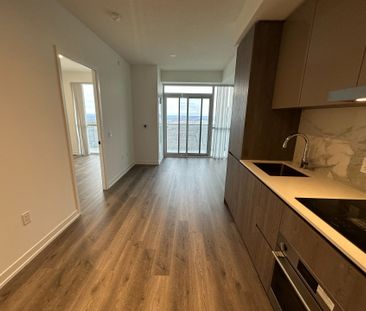 For Lease - 8 Interchange Way Unit# 5203, Vaughan, Ontario - Photo 3