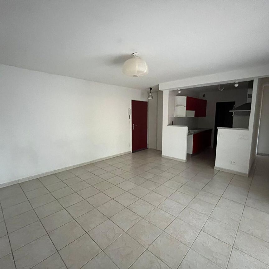 Location Appartement 3 pièces 66m² - Photo 1