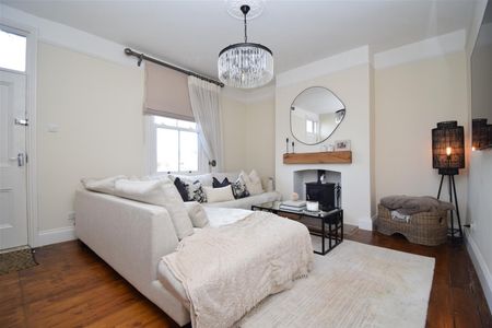 Slack Lane, Newmillerdam, Wakefield - Photo 2