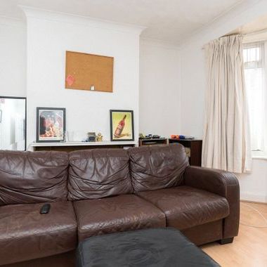 5 bedroom house to rent - Photo 4