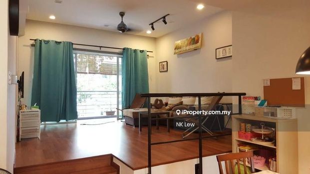 Bayan Villa, Seri Kembangan, Seri Kembangan - Photo 1