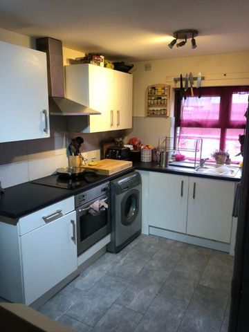 101 Frenchpark Street, Belfast BT12 6HZ - Photo 4