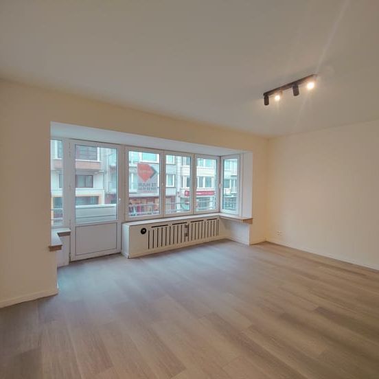 Appartement te huur - Photo 1