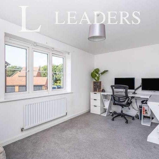 Whiteley Way, SO30 - Photo 1