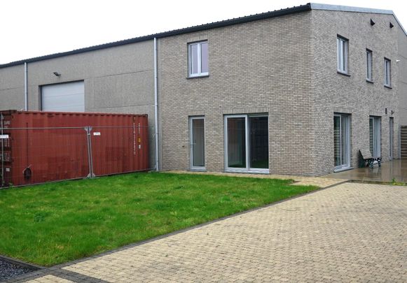 Nieuwbouwwoning met 3 slaapkamers te Jabbeke - Foto 1