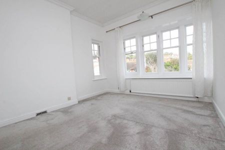 3 bedroom flat to rent - Photo 5